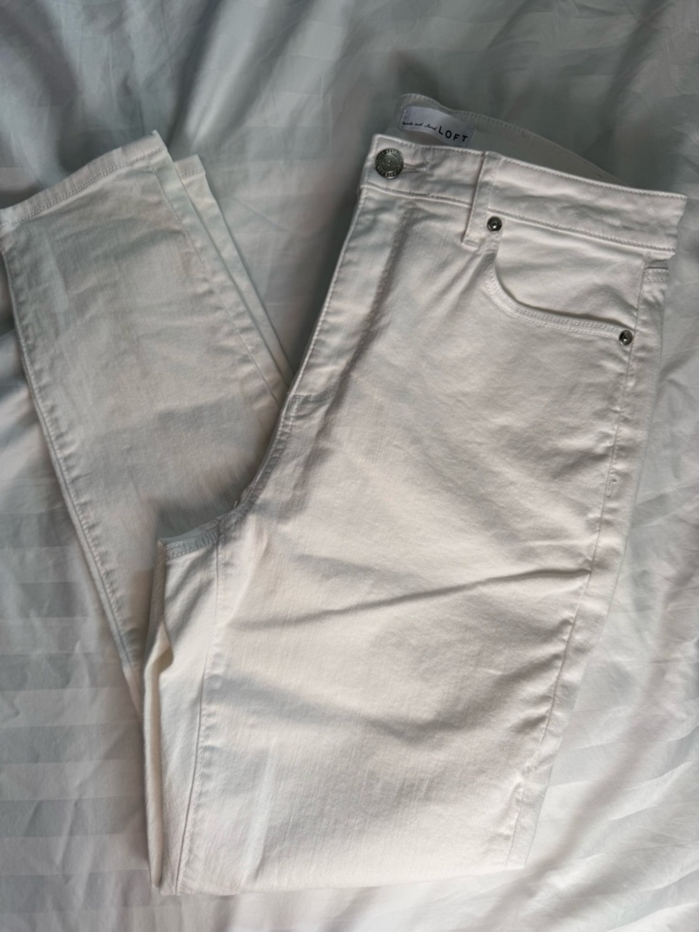 LOFT White Curvy High Waist Skinny Ankle Jean